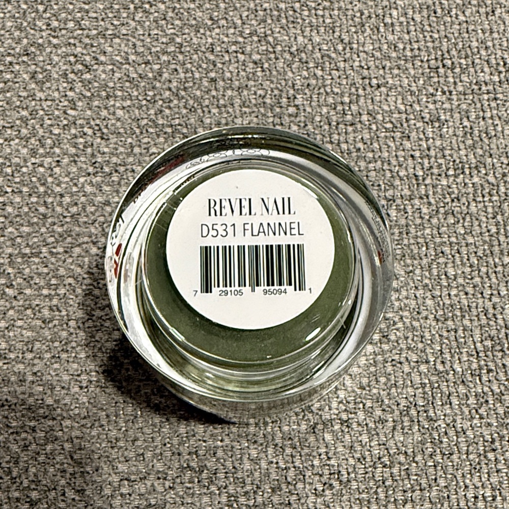 Revel Nail D531 Flannel Dip Powder